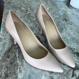New Michael Kors heels size 12m bone nude without box
